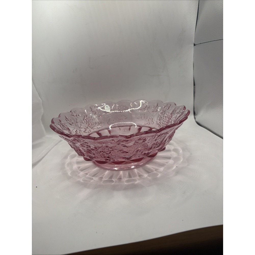 Vintage Fenton Pink Grape Glass Bowl W Fenton Sticker 9.5‎ In
